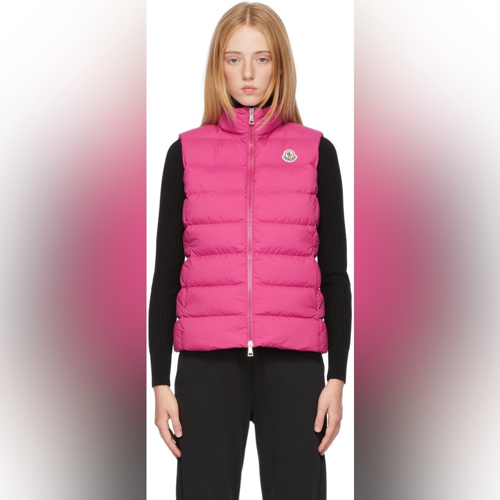 Moncler Down Puffer Vest – Women’s Size 0, Excellent Condition